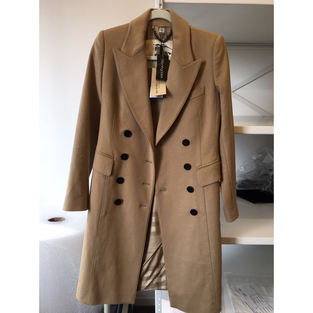 Burberry - womens size 6 coat
